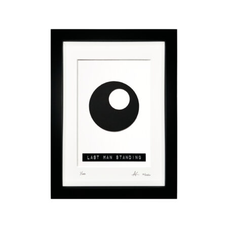 Schwarze 8 beim Billard Kunstventil
